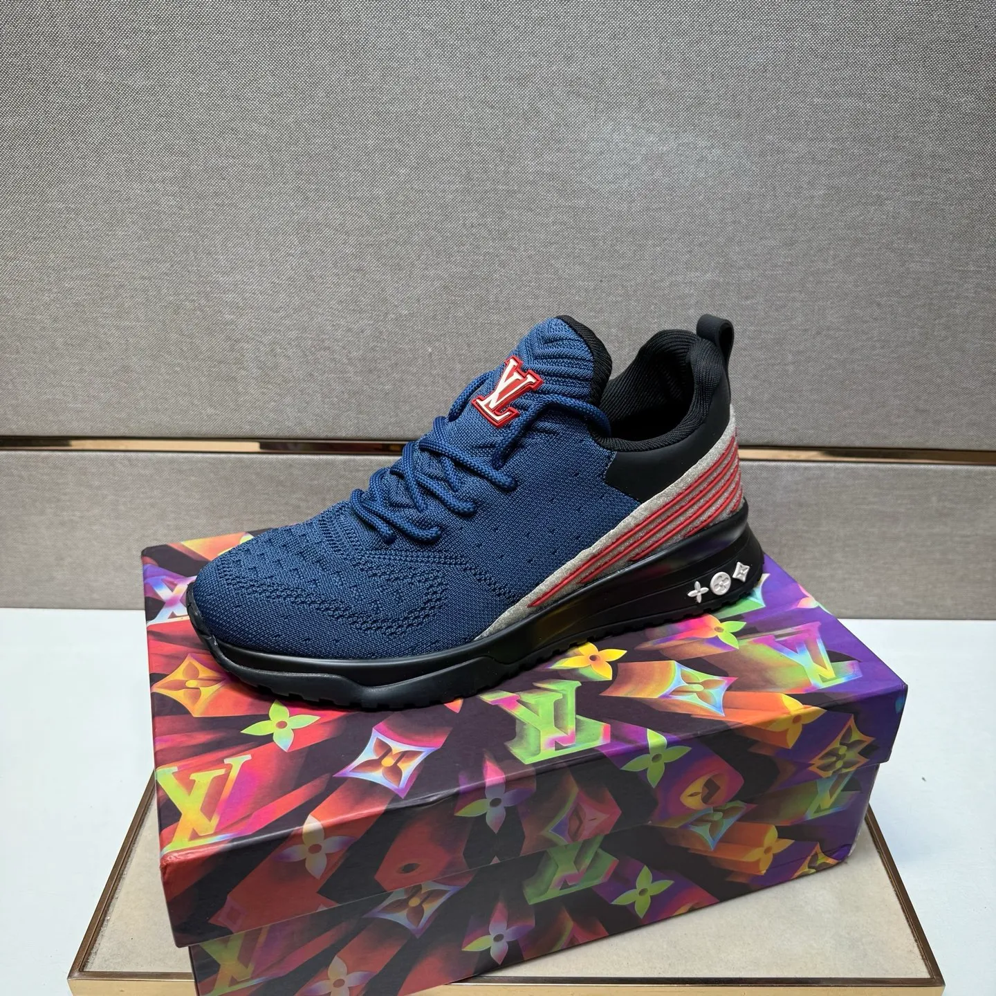 ⬛️Men's shoes 💰p480 [LV～] Men's casual shoes 2025z cabinet sales simultaneously 🔶Size: 38-44 #️⃣ 🔷7 colors🔜The upper is made of multi-material splicing➕Mesh lining, comfortable and breathable, sole: original comfortable and wear-resistant outsole, ⚠️real thing📱photographed🎬real thing is better📢📢📢